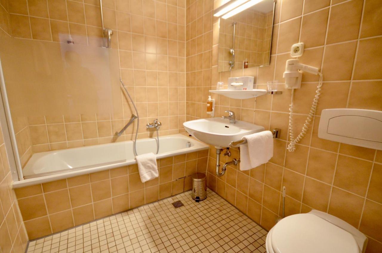 Cityhotel Uelzen Bagian luar foto