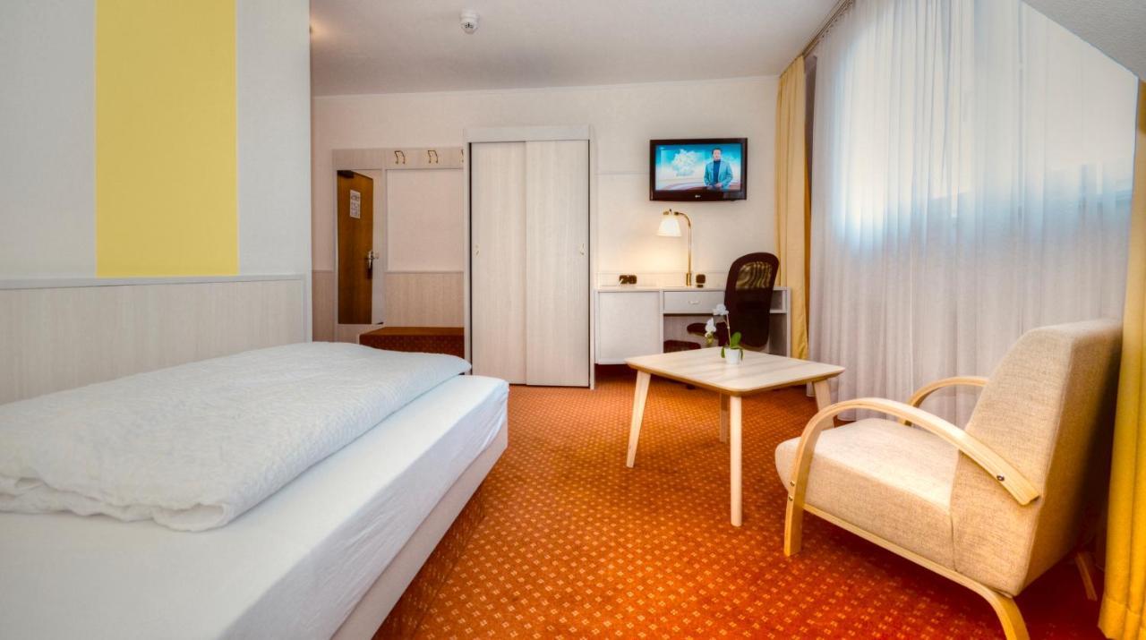 Cityhotel Uelzen Bagian luar foto