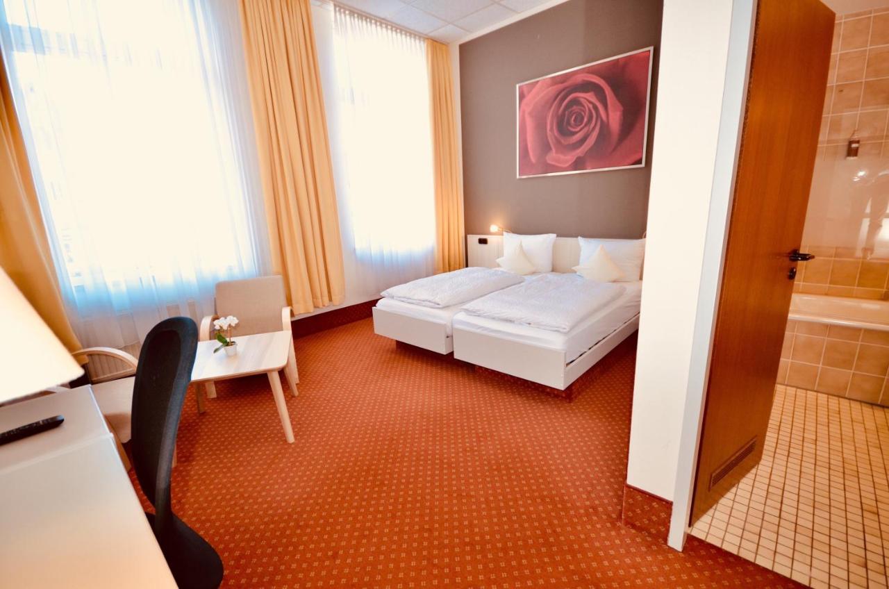 Cityhotel Uelzen Bagian luar foto
